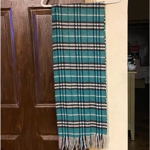 Burberry unisex scarf